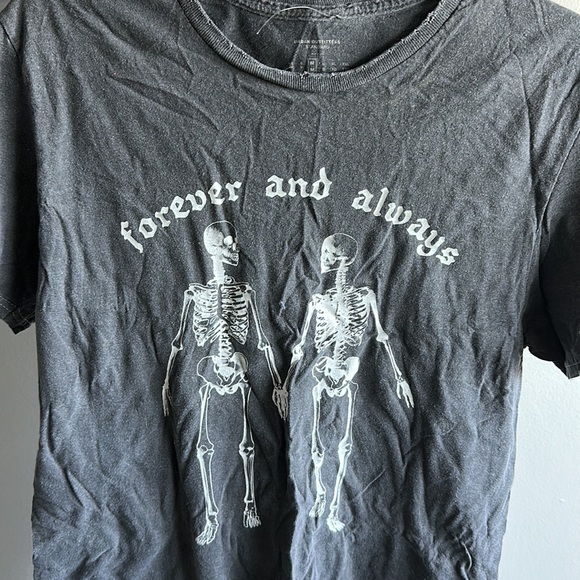 UP light distressed tee - Picture 2 of 2